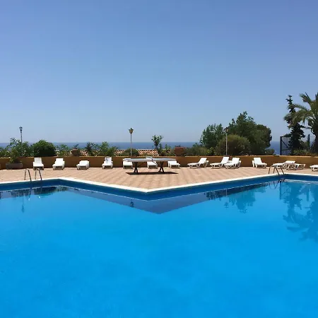 Mediterraneens Avec Piscine Lejlighed *