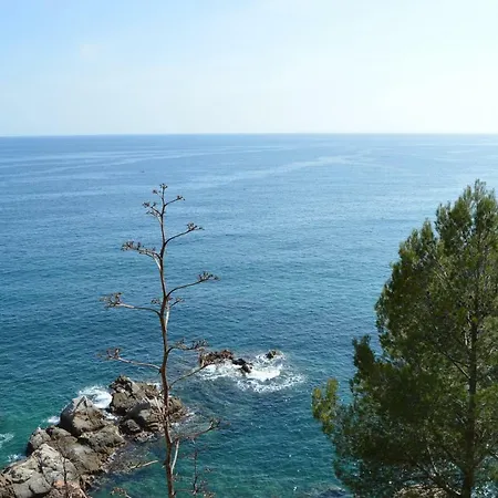 Mediterraneens Avec Piscine Lejlighed